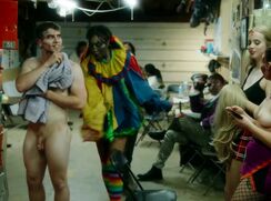 Great CFNM Scene: Brent Bentley Full Frontal Nudity