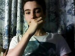 chatroulette 2016 01 22 omegle super beau gosse boy visage bite poilu boyZcam