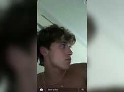 Tiktoker baited nudes and cum videos
