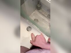 Straight lad uncut nice pubes wanks in shower