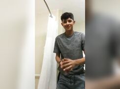 Hot Honduran boy jerking off and cum on the restroom twink porn