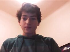 Lovely, lithe, naked web-cam lad