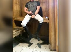 Buff DILF Baseball Player JockDad87 Edges in the Sauna