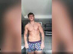 Jak Stevo Brit lad wank & cum