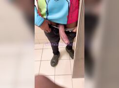 SHOOTA5 PLAYING WITH BIG DICK AT URINAL