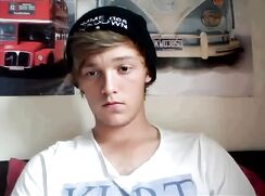 UK - Wills University Fit Blond Hot Hung and Uncut - AI Enhanced