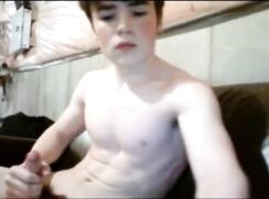 Pale brunette webcam muscle boys strips and wanks (no cum)