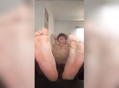 Hot influencer Ashton footplay