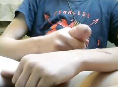 (No cum) Cute brown haired twink with a nice cock & bush
