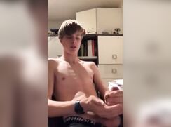 Cute Twink Cums 198.