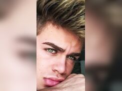 cute fit big dick model mattew crawford baited off