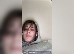 Uncut dick guy bedroom cam porn
