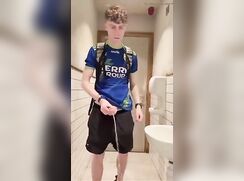 Straight lad paid to do a piss video (if your into that LOL)