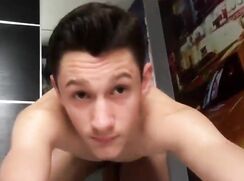 Hugo blows his load