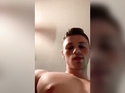 Hot athletic str8 baited jerking off wgirl over cam