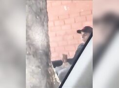 Chav does a proper public wank show LOL