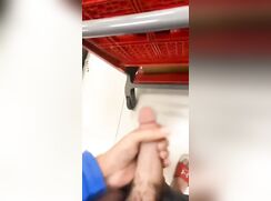 Hung Arab Exposes Himself In Supermarket porn