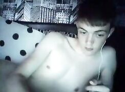 Brooklyn 18yr webcam model