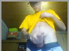 Latino nerd wanks and cums
