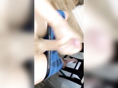 Fountain of sperm - On the stomach - 07-03-25