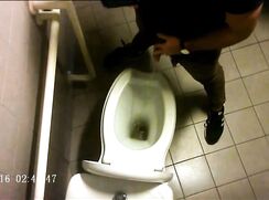 Italian Toilet Spy 8
