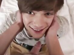 Bareback Blowjob: Russian Twinks Passionate Raw Fuck Session!