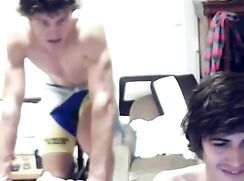 Amateur web-cam 11: French boys