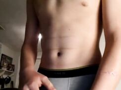 Meeting a hot girl online and jerking off for her