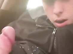 Straight Chav wanks in his car at night