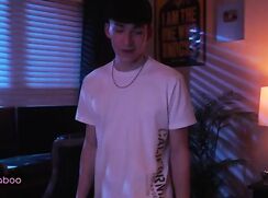 Devin wanks with his Dune 2 popcorn bucket