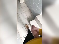 Boy jerks off at school - 07-17-25