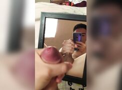 Horny twink cums while showing off his ass - 07-17-25