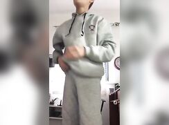 Jouissance d'un jeune mec 2