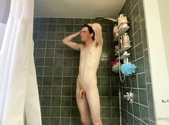 flaccid dick, hanging balls