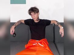 Big dick dude jerking dick