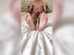 Gay boy feet and jerking