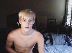 Fit blond twink cam wank cum session - 08-03-25