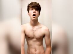cute big cock  kevin chating jerks off