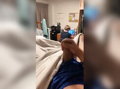 Hottie cums while friend's playing games