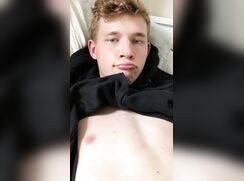 cute felixinthedigitalworld trying monster dildo in his ass