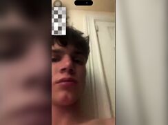 cute brunette snapchating to girl snap porn