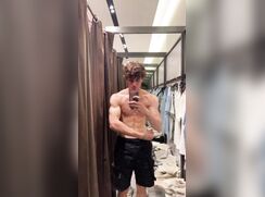 ultracute fit 20 cm of cock blonde chating to girl ,no cum ,my bad!