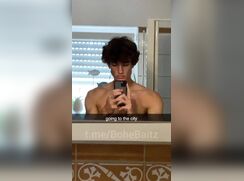 ultracute fit 20 cm of cock blonde chating to girl ,no cum ,my bad!