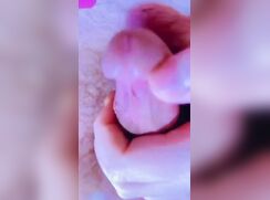 Gamer twink moans and and edges on cam