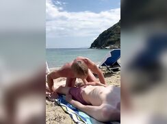 Quickie on the beach