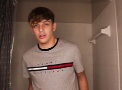 cute bigdickandy baited off cums