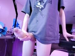 Big Cock Sissy shoots big load