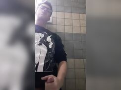 Young guy cums everywhere - 08-24-25