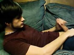 wanking on cam and shooting on tshirt