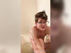 cute nice blonde ben taking a bath jo